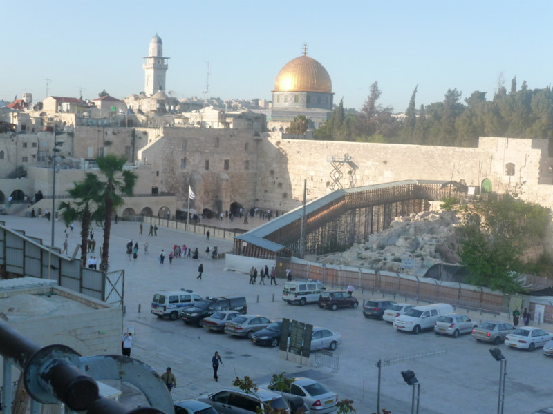 P1000092.JPG - Jerusalem - Mur des Lamentations et Dome Dore